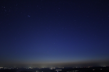 Dämmerung am Bilstein; astronomische Beobachtungen Teleskop Künstliche Erdsatelliten Teleskopmontierung Sternbilder Sternschnuppen Leuchtende Nachtwolken Kometen Gasnebel Luftunruhe